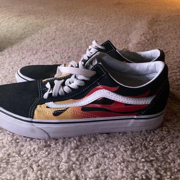 Black vans with printed flames. - Picture 3 of 3